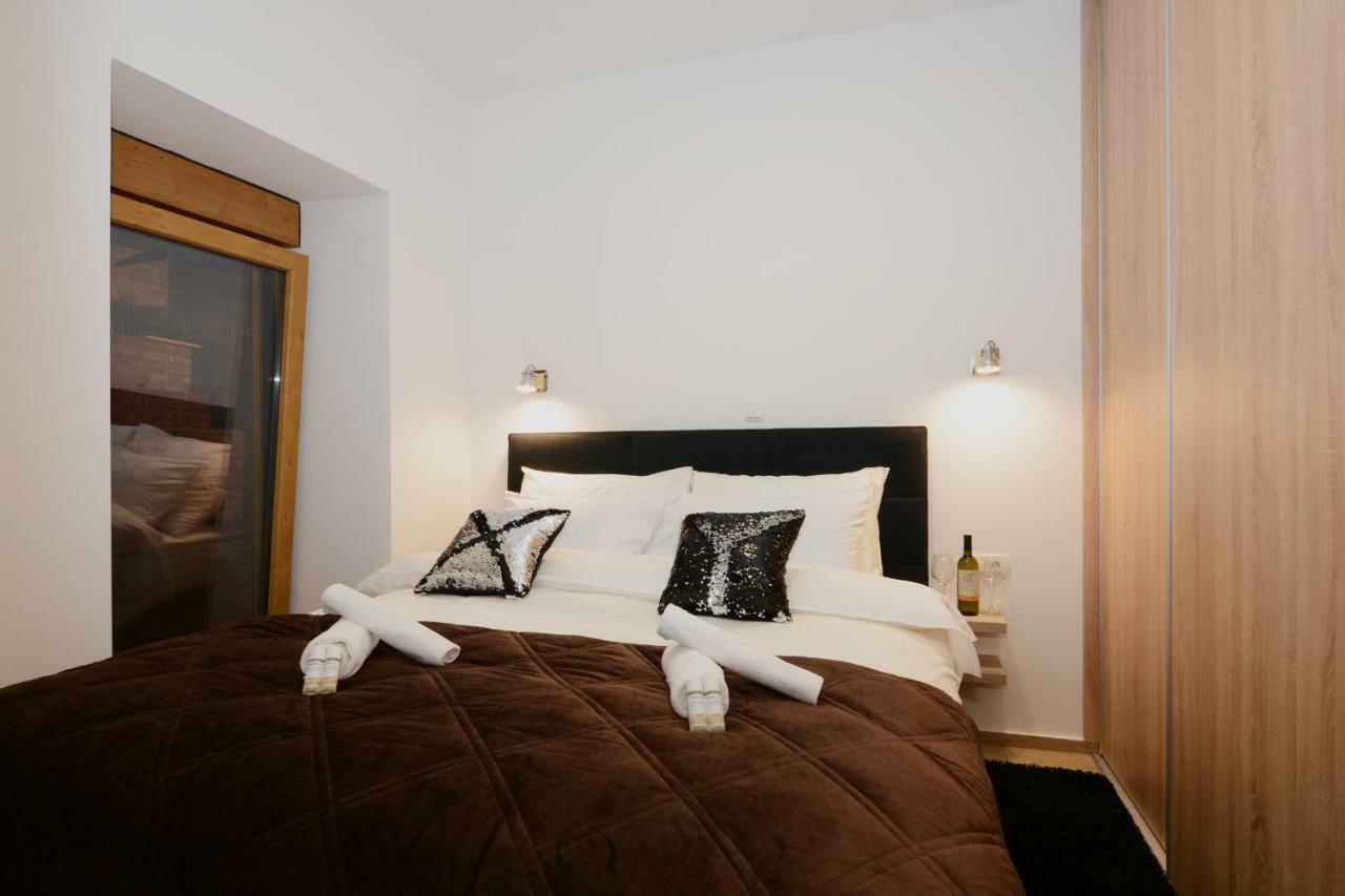 Xy Suites - Design Apartments Шибеник Экстерьер фото